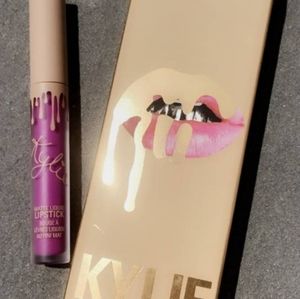 ISO Kylie vacation lip kit